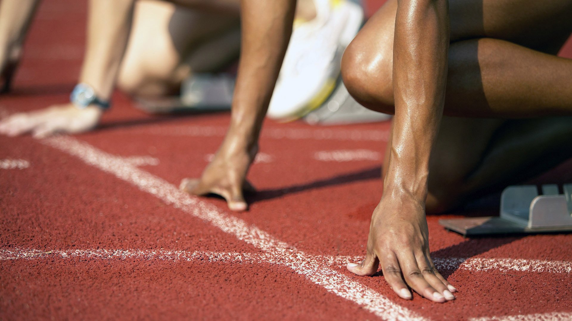 乐鱼全站-勇士队稳步前行，目标三连冠，勇士队的